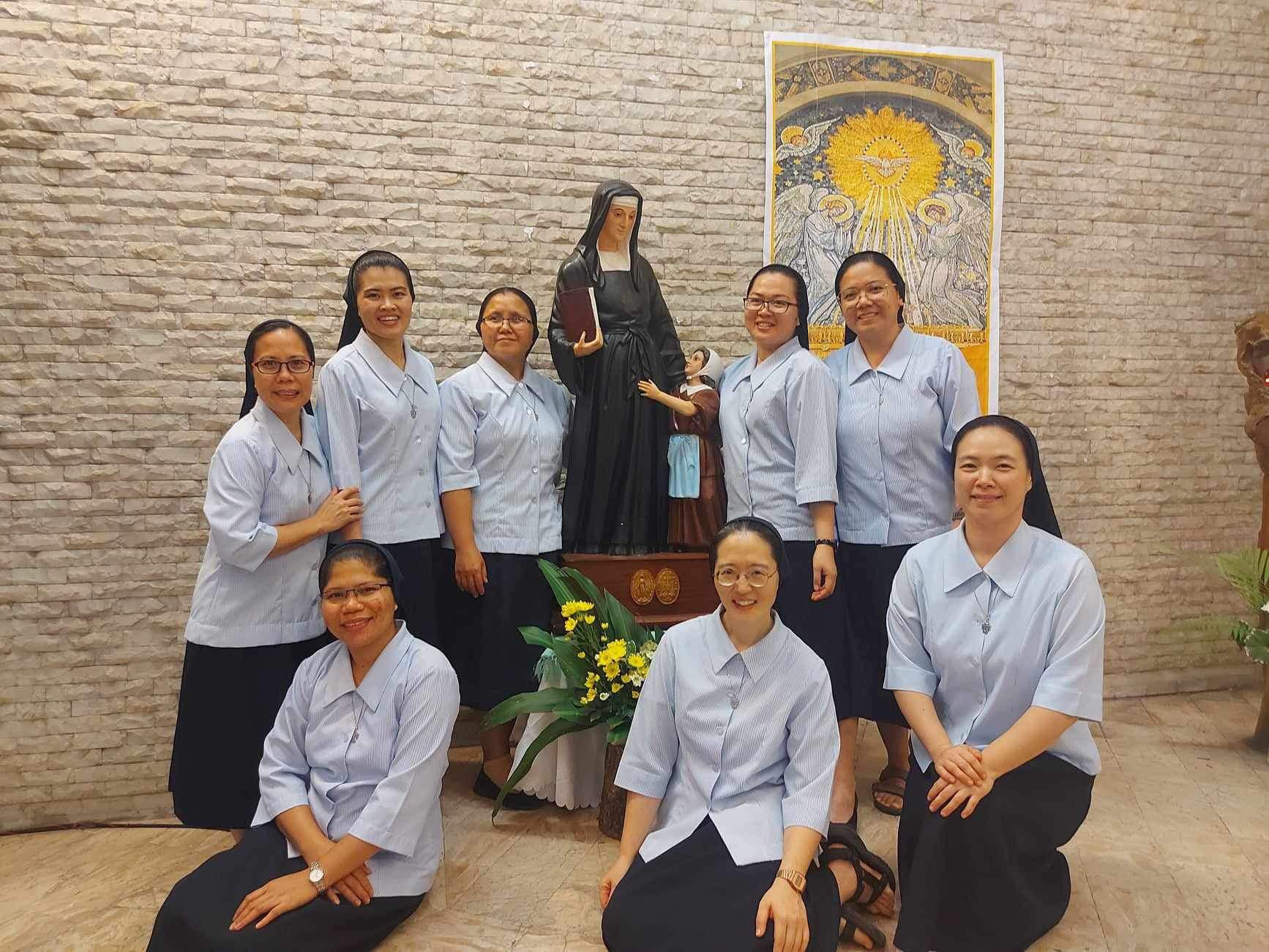 claim-congregations/religious-women/(DC)-Daughters-of-Charity-of-St.-Vincent-De-Paul/main-photo.jpg