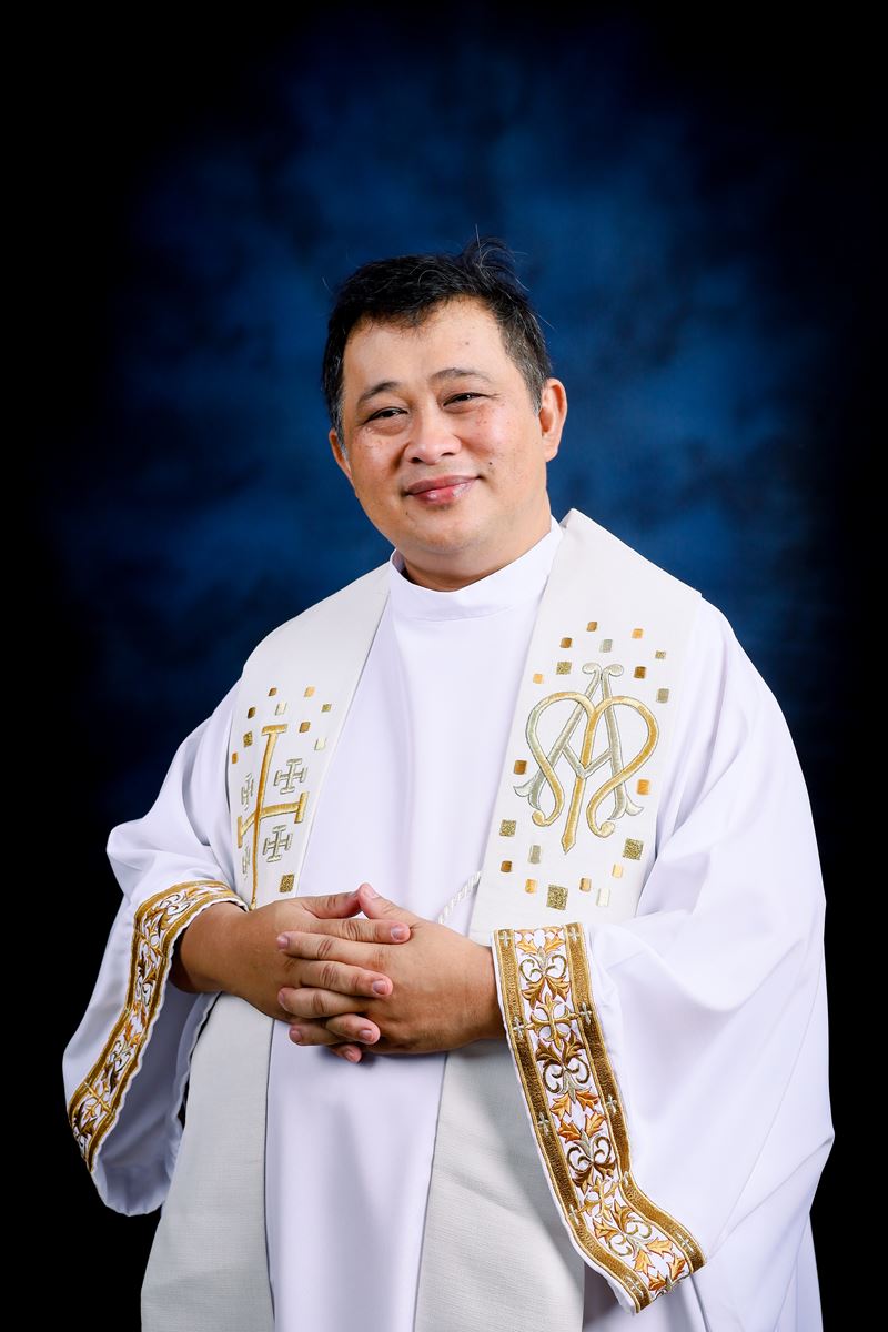 Fr. Marco Cyril R. Convento '72 (B)
