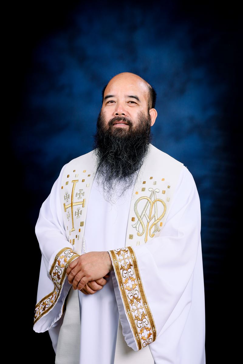 Fr. Dionisio Vargas Palingping '75 (B)