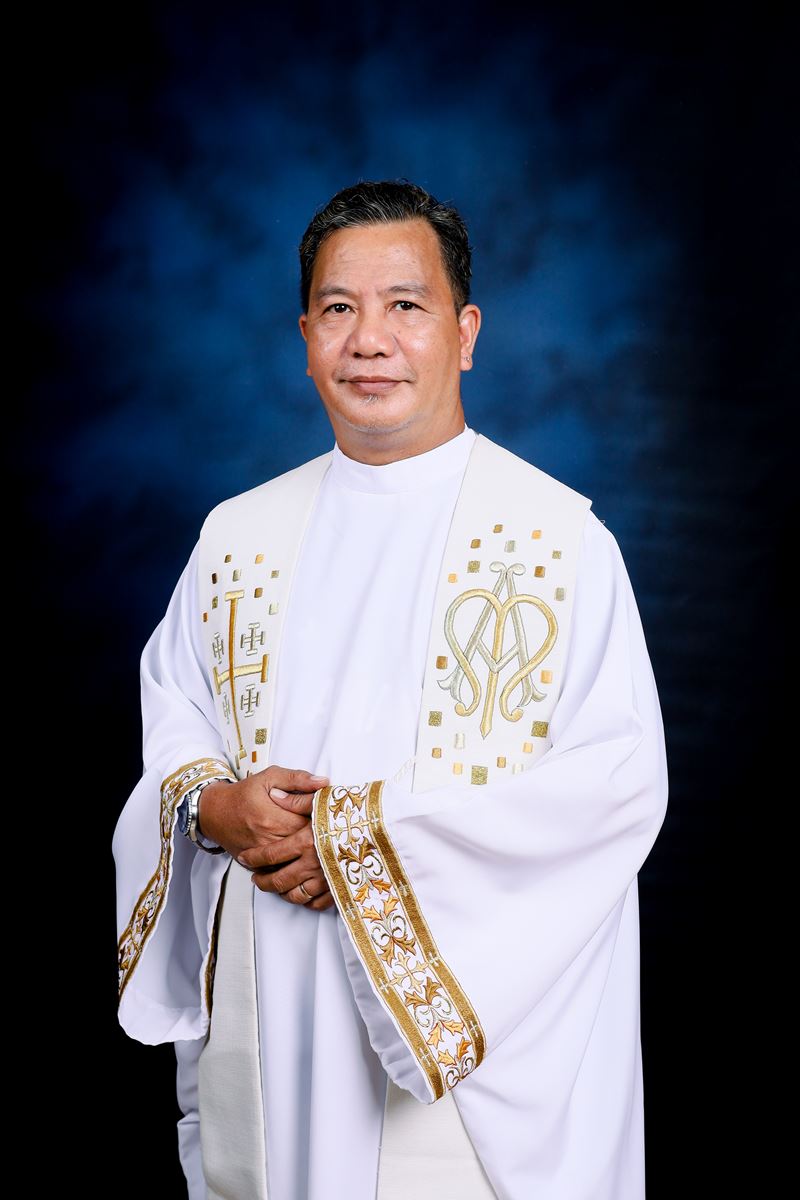Fr. Miguel R. Concepcion III '07 (O)