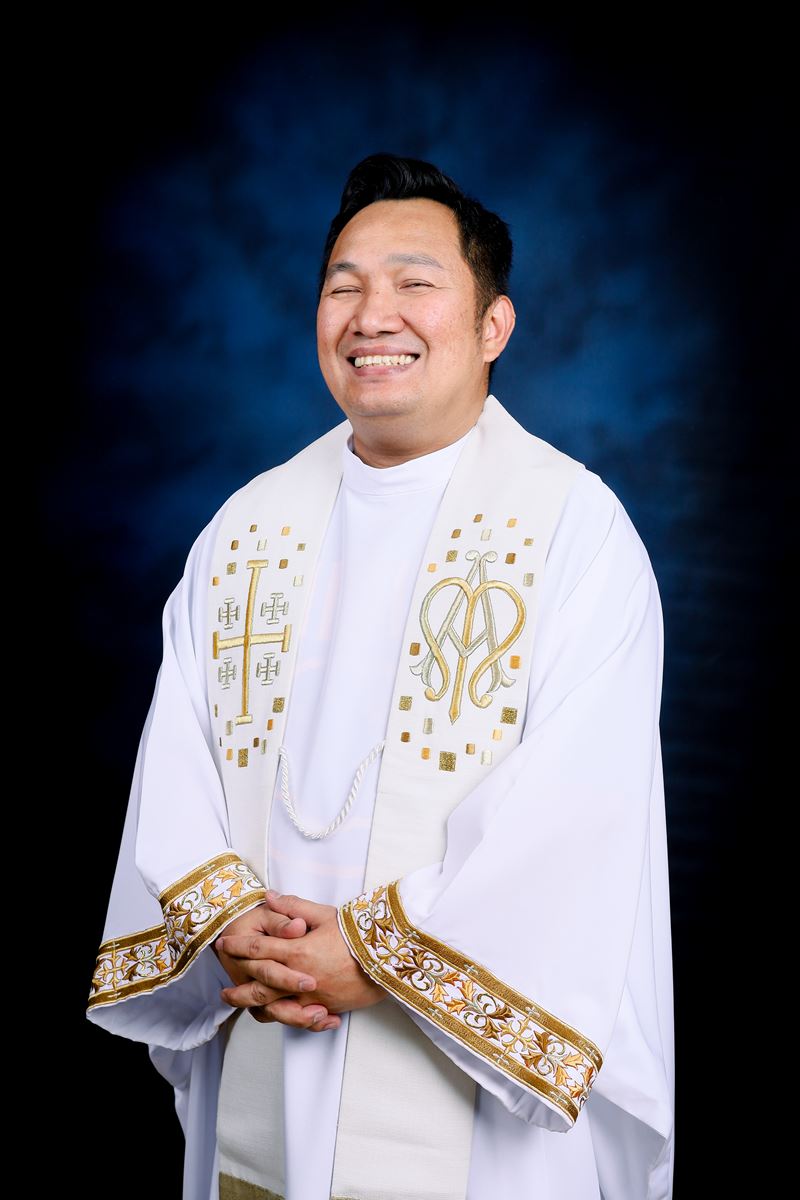 Fr. Geoffrey G. Zacarias '77 (B)