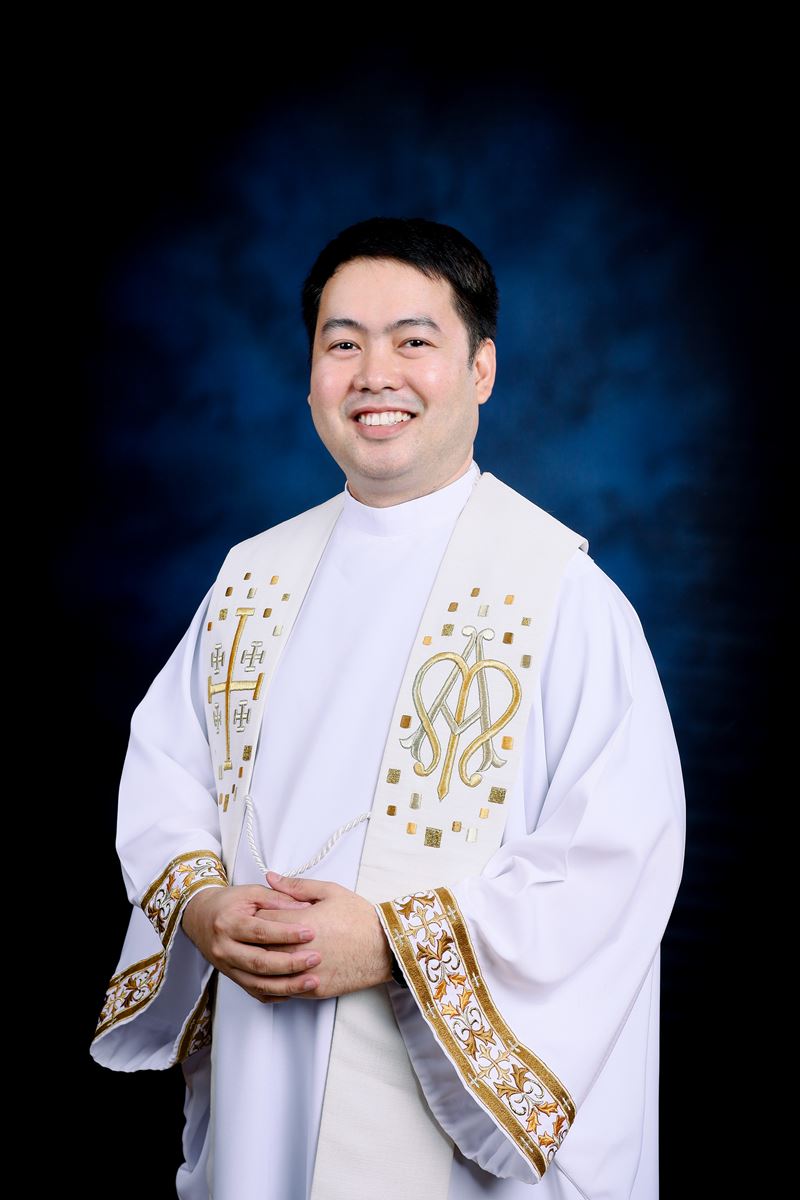 Fr. Reinier R. Dumaop '86 (B)